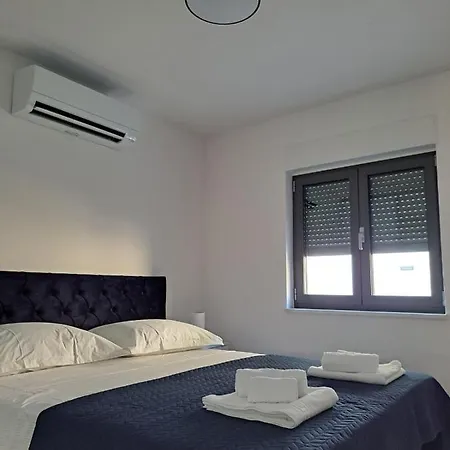 Apartment Blue Diamond *
